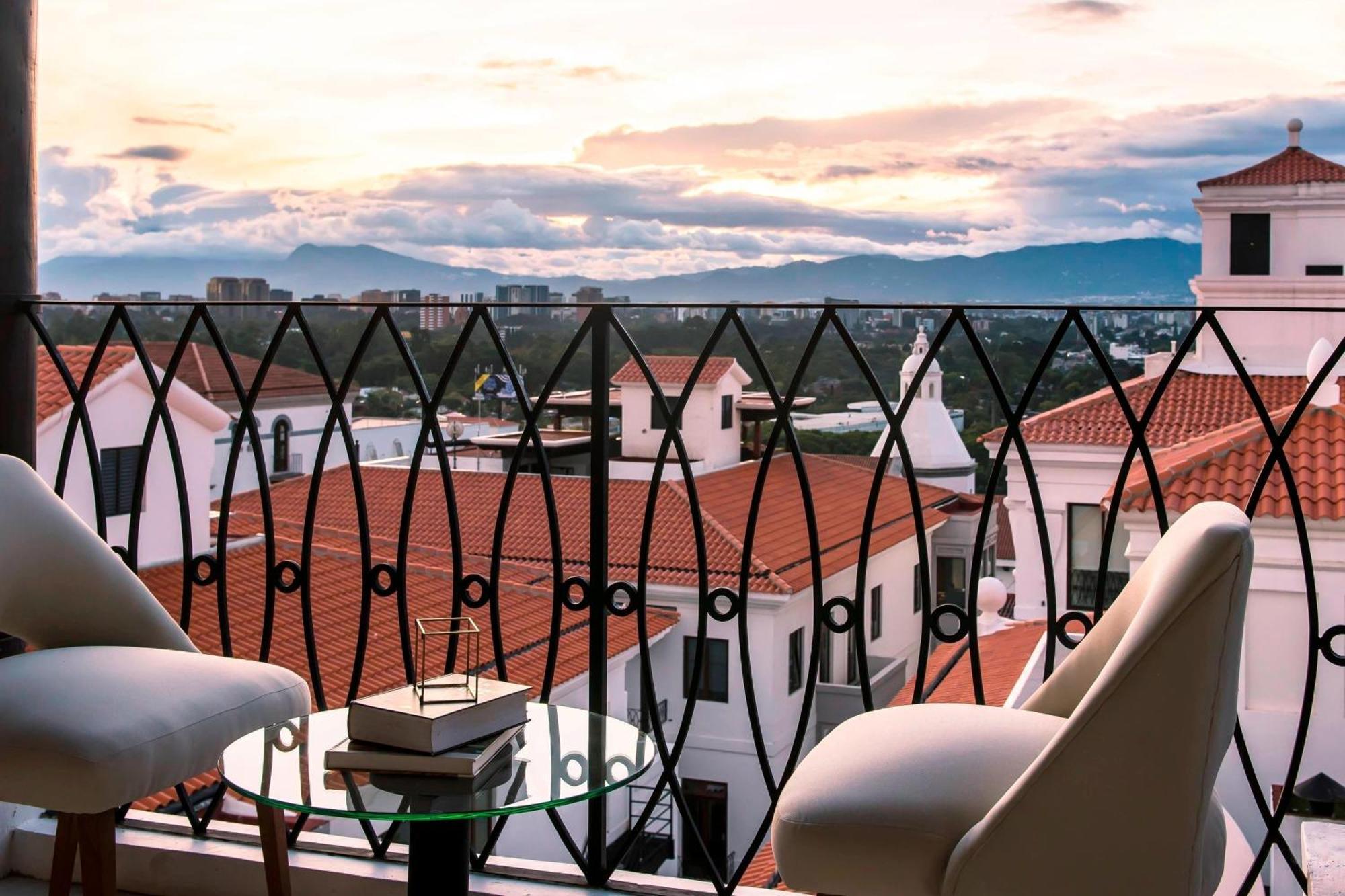 Ac Hotels By Marriott Guatemala City Exterior foto