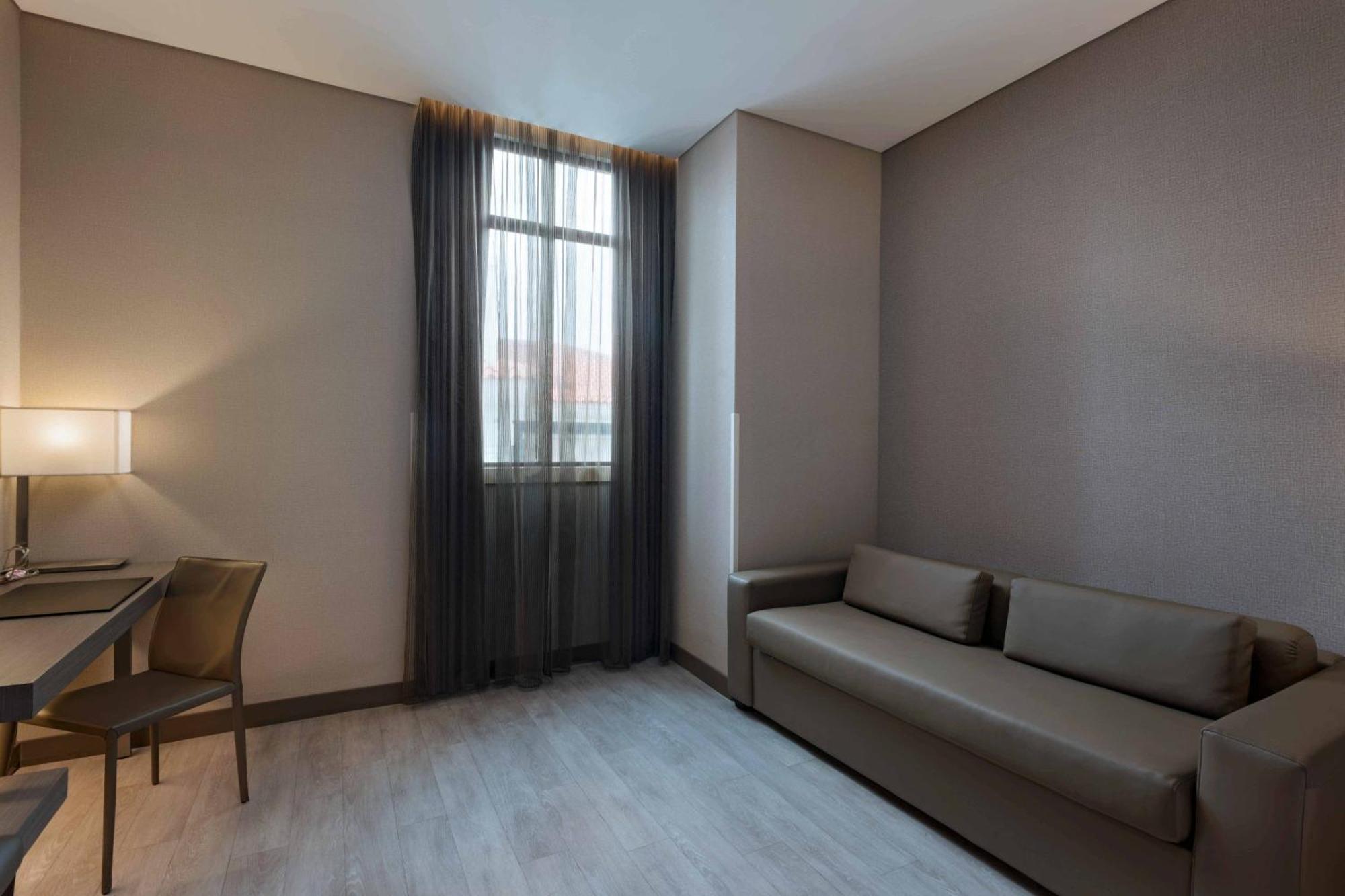 Ac Hotels By Marriott Guatemala City Exterior foto