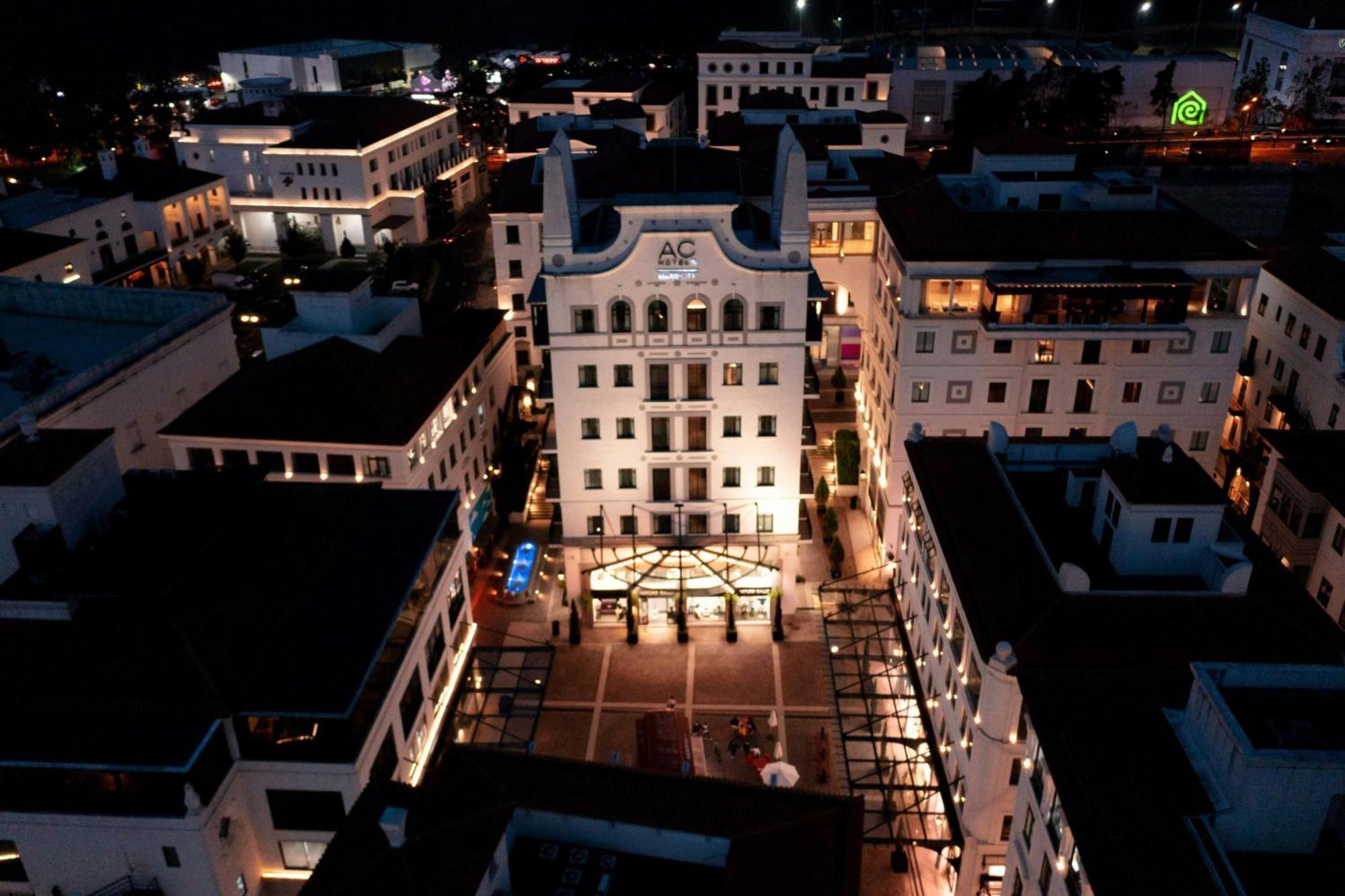 Ac Hotels By Marriott Guatemala City Exterior foto